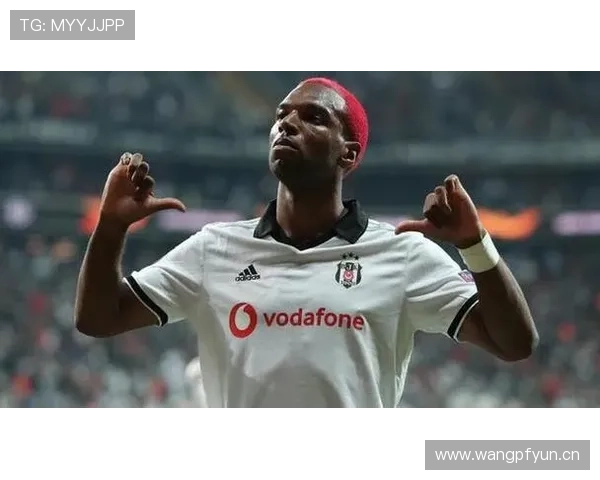 贝西克塔斯锋线表现