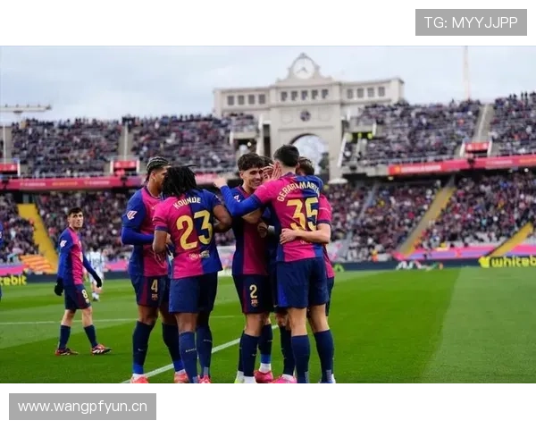 巴萨越踢越乱,体系与执行脱节问题显现,赛季稳定性面临考验 巴萨越踢越乱,体系与执行脱节问题显现,赛季稳定性面临考验