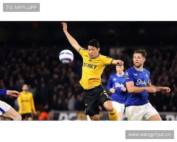 黄喜灿技术特点解析:积极跑动与犀利突破如何助力状态回暖 黄喜灿技术特点解析:积极跑动与犀利突破如何助力状态回暖