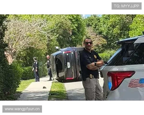 泰格·伍兹的私人飞机里程，够我绕地球飞十圈了