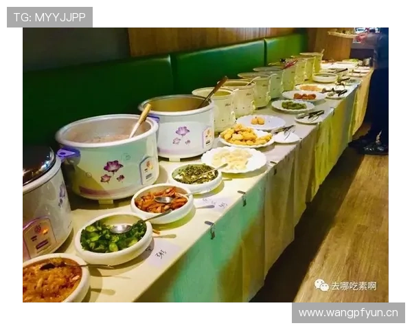 陈艺文训练完直接拎爱马仕去吃宵夜，这谁顶得住