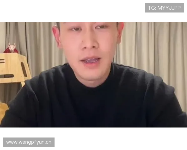 邢傲伟退役后住进大别墅，每天喝蛋白粉当水喝